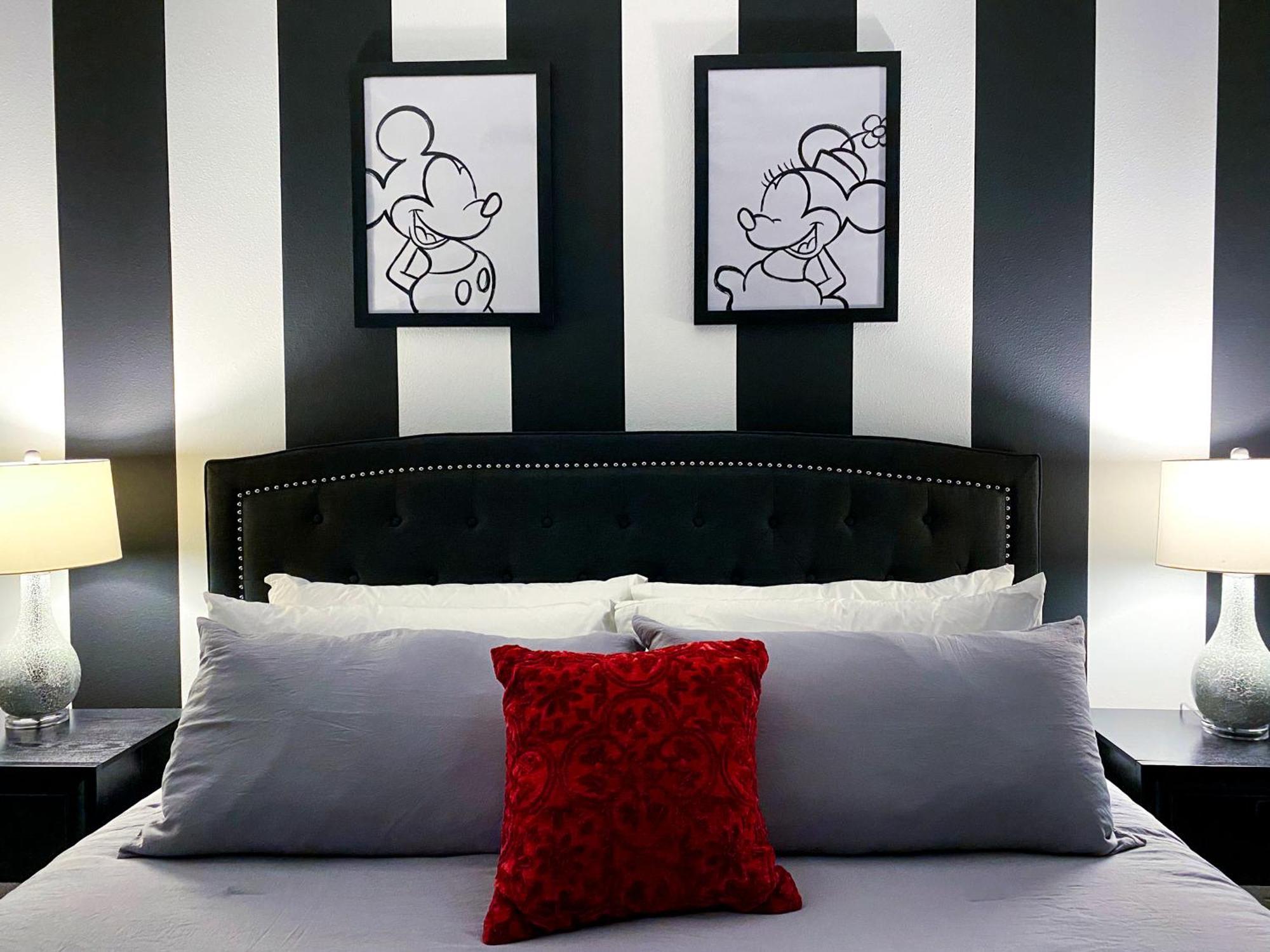 Magical Family Vacation Home Near Disney World At Storey Lake, Star Wars Gameroom, Pool, Theater, Mickey Slide, Sleeps Up To 28 Kissimmee Extérieur photo