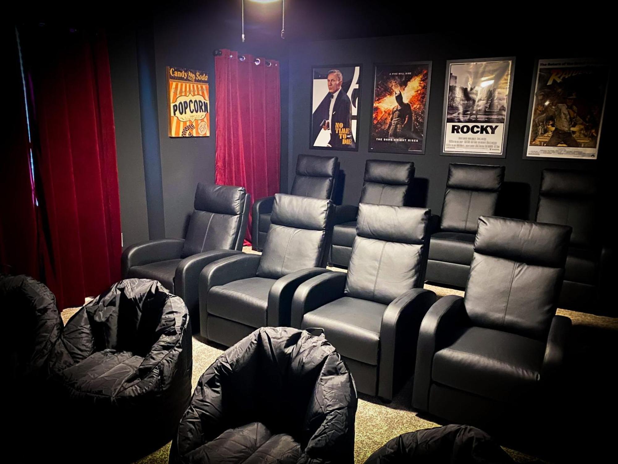Magical Family Vacation Home Near Disney World At Storey Lake, Star Wars Gameroom, Pool, Theater, Mickey Slide, Sleeps Up To 28 Kissimmee Extérieur photo